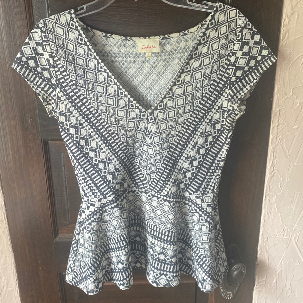 Anthropologie printed top